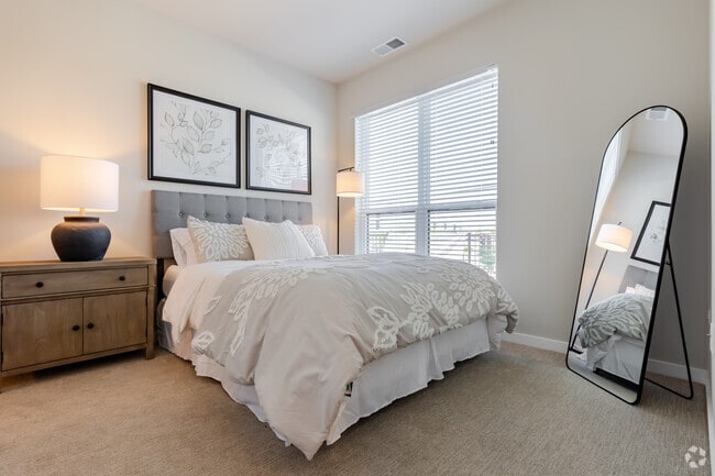 3BR, 2BA - 1,245SF - Primary Bedroom