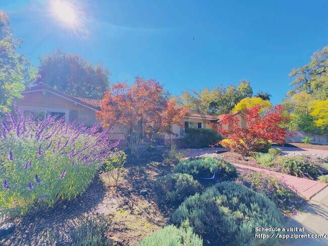 Photo - 500 Malaga Way