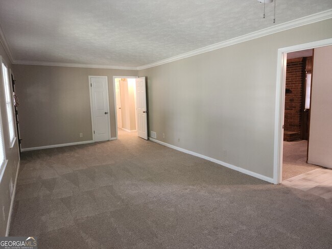 Photo - 1316 White Oak St SE