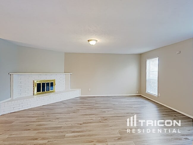 Photo - 1230 Meadow Creek Dr