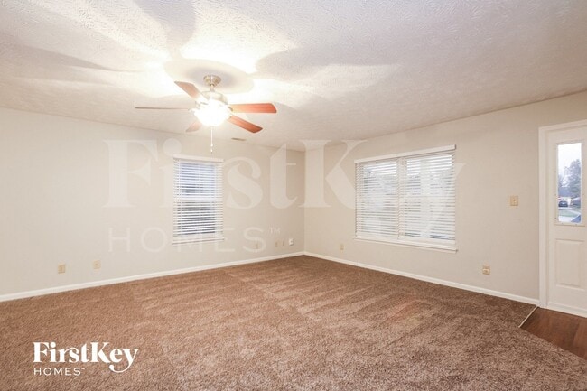 Photo - 16 Pondview Ct