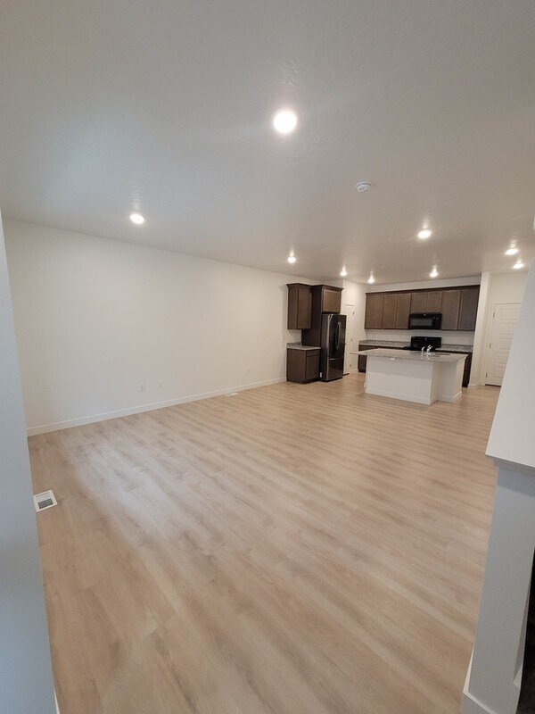 Photo - 4250 Bromwell Ct