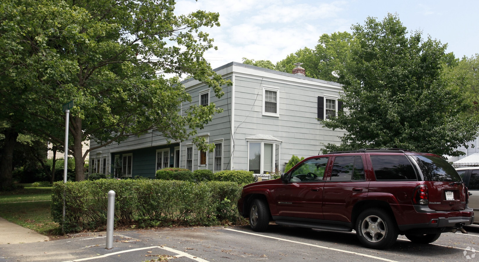 Photo - Hillwood Square