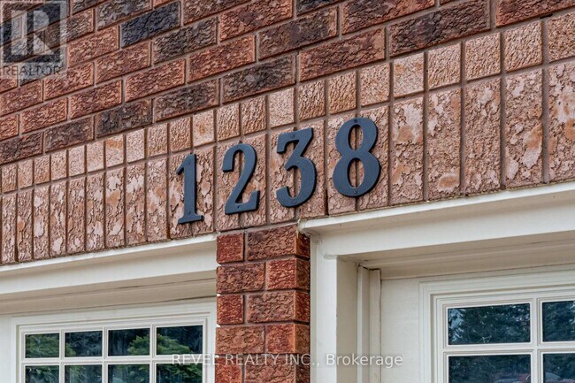 Photo - 1238 Playter Pl