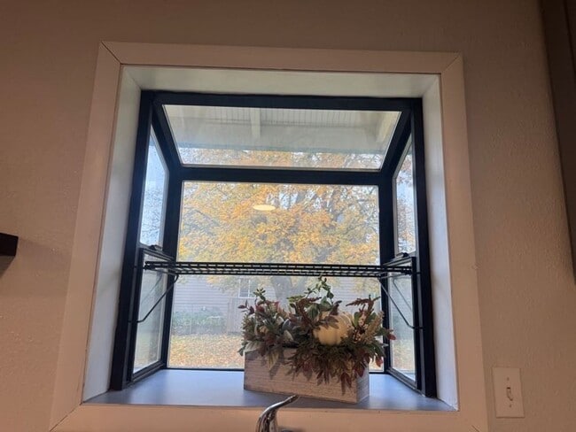 Photo - Large 2 bedroom duplex