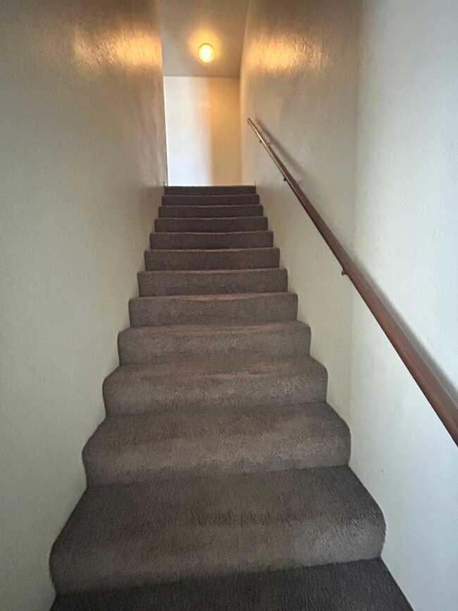 1204 Monroe Loop Unit A