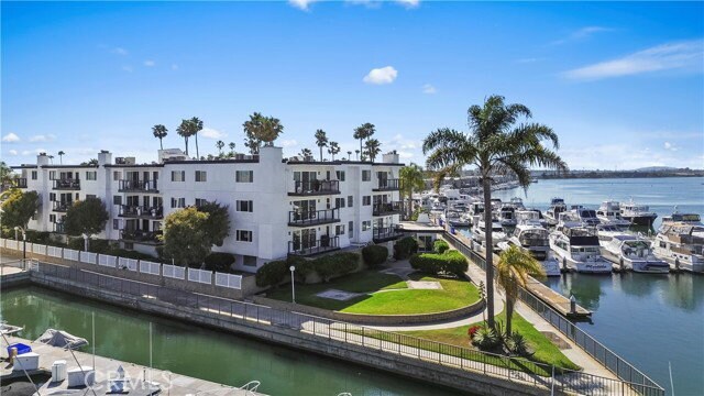 Photo - 2872 Coast Cir