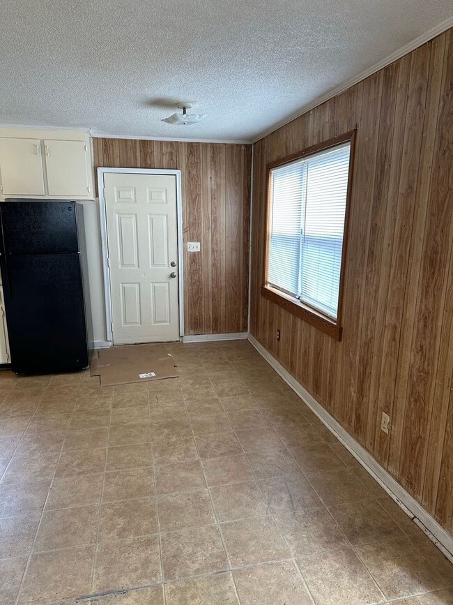 Photo - 712 S Park St