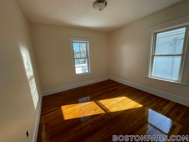 Photo - 17 Berwick Rd