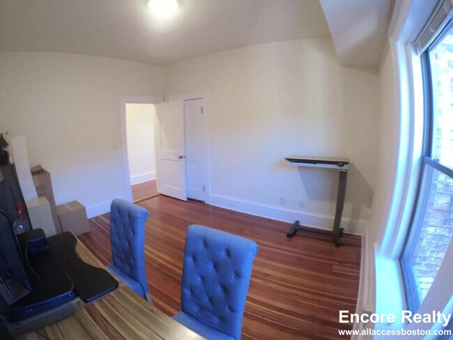 Photo - 1463 Beacon St Unit 34