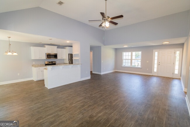 Photo - 218 Stillwater Dr