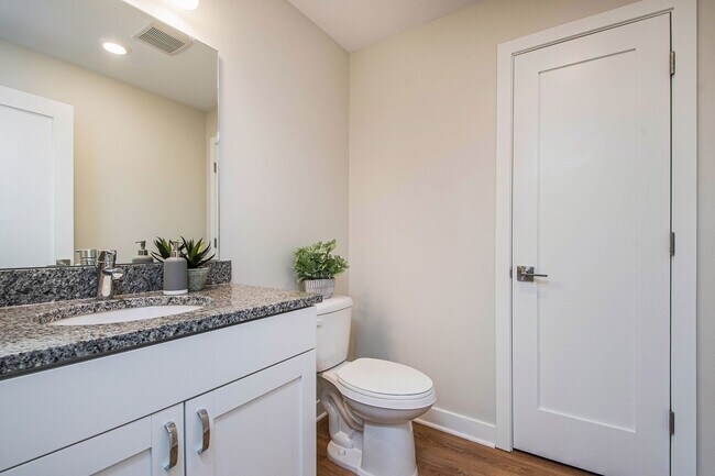 Photo - 3410 32nd Ave Casa Adosada