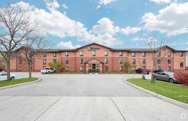 Building Photo - Furnished Studio-South Bend - Mishawaka - ... Rental