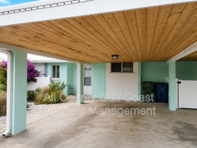 Photo - 325 Englewood Isles Pkwy
