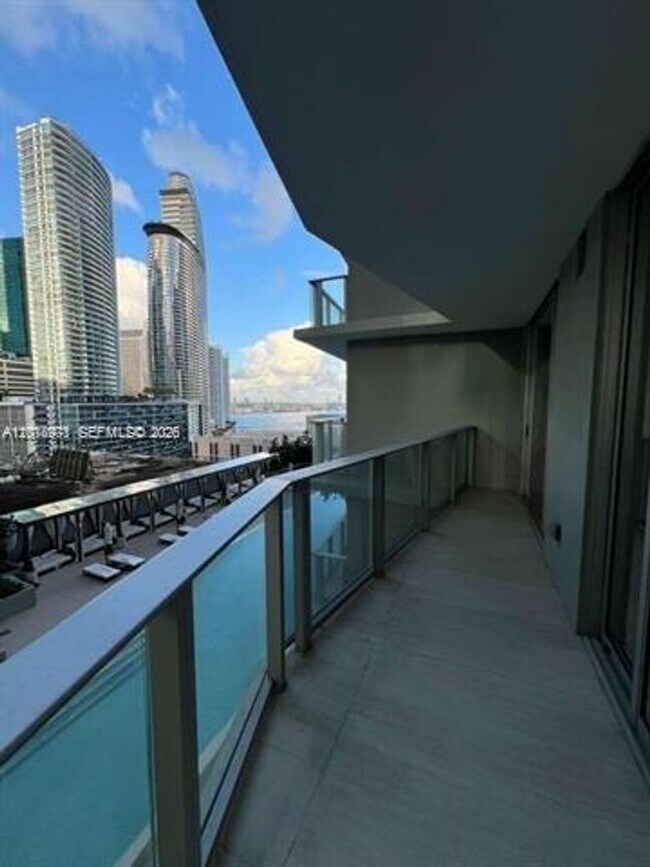 Photo - 77 SE 5th St Unit 77 SE 5th St 1605