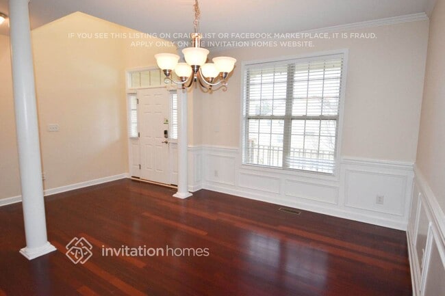 Photo - 335 Oak Alley Trail