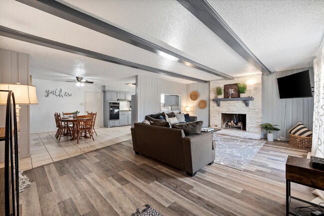 Photo - Fully Furnished Rental!!