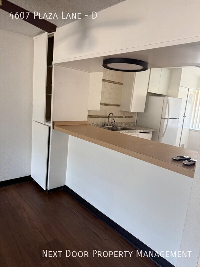 4607 Plaza Ln Unit D