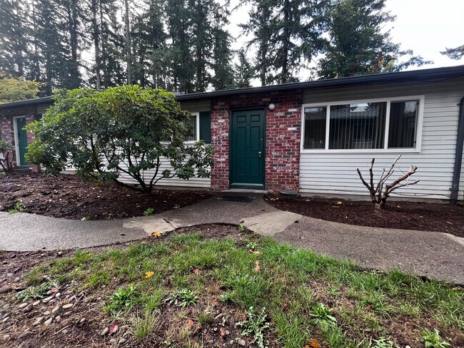 Photo - Lovely Duplex Community in Sandy, OR! One ... Unidad 224884e5-4c9c-11ec-b8c9-069c1130714e