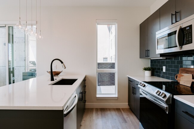 Photo - 14th and Jay