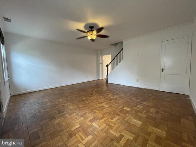 Building Photo - 2700 13th Rd S