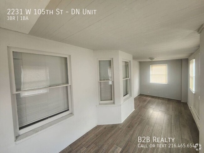 Building Photo - Charming 3-Bedroom Property in Prime Location Unit DN Rental