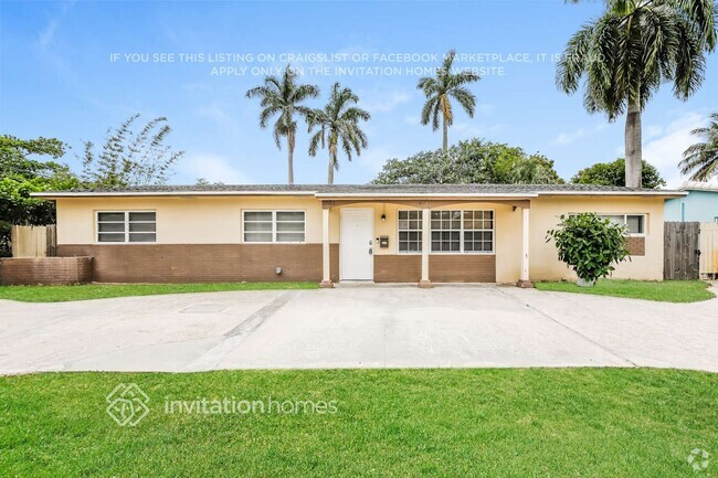 Building Photo - 2081 SW 27th Ave Rental