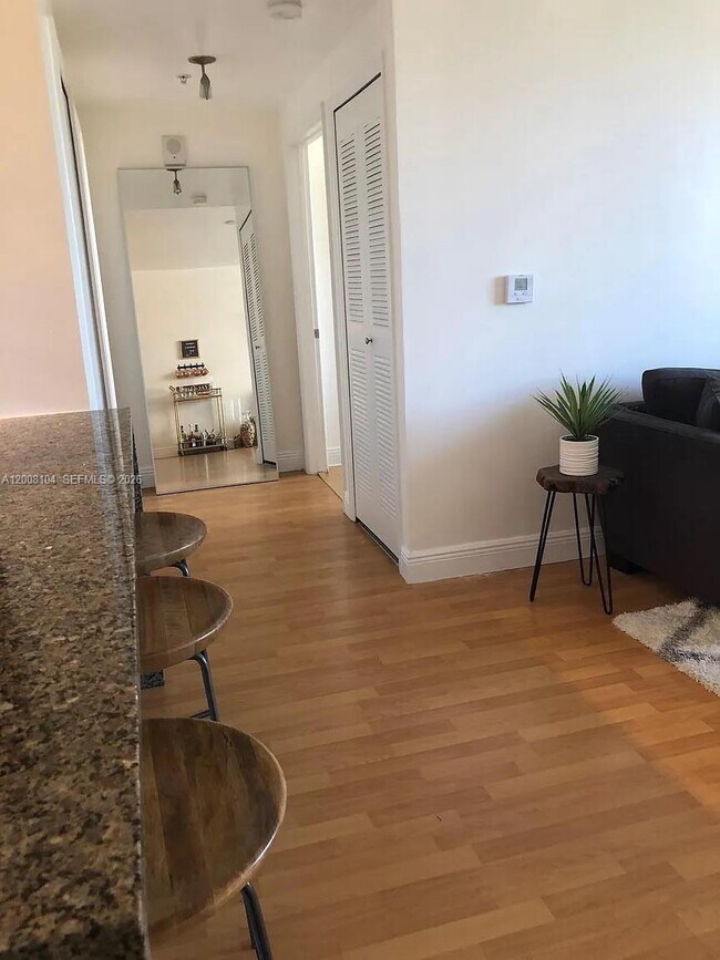 Photo - 2400 SW 27th Ave Unit 304