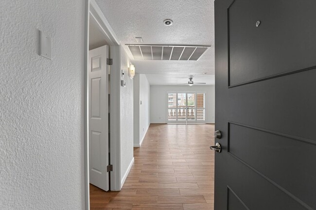 Photo - Welcome to this fabulous 2-bedroom, 2-bathroom condo in the heart of South Scottsdale!