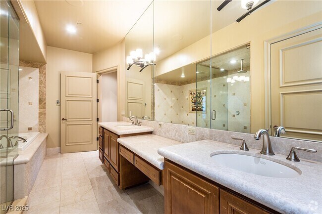 Building Photo - 9101 Alta Dr Unit 16 Rental