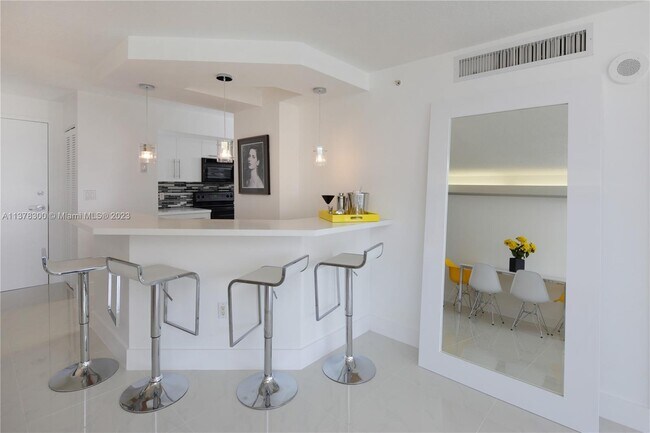 Photo - 6917 Collins Ave Unit 820