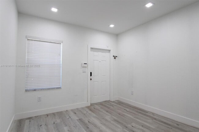 Photo - 9390 SW 222nd Way