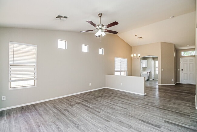 Photo - 2725 E Carol Ave