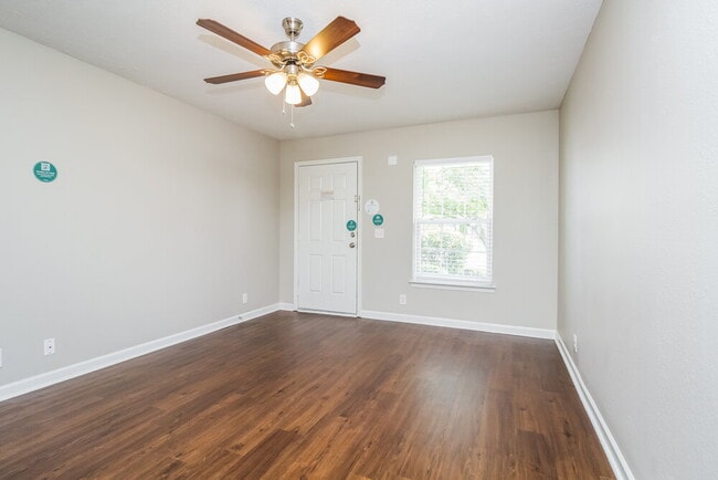 Photo - 1120 Sima Shabat Ct