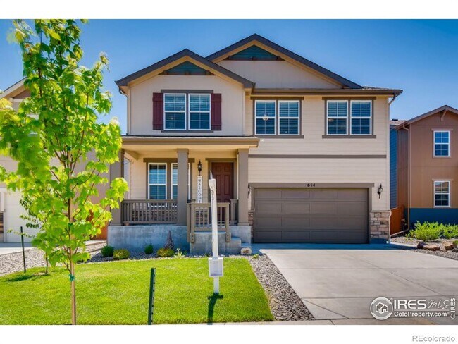 Photo - Large Broomfield house with great St Vrain Valley schools!