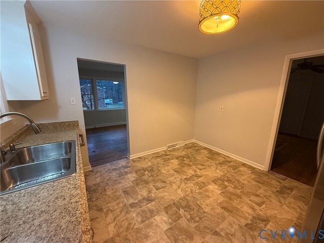 Photo - 21718 Magnolia Ave