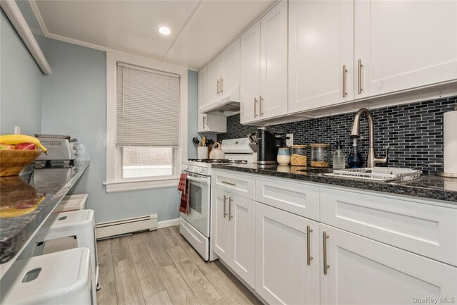 51 Spring St Unit C