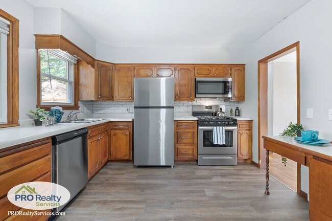 Photo - 8336 Blaisdell Ave S