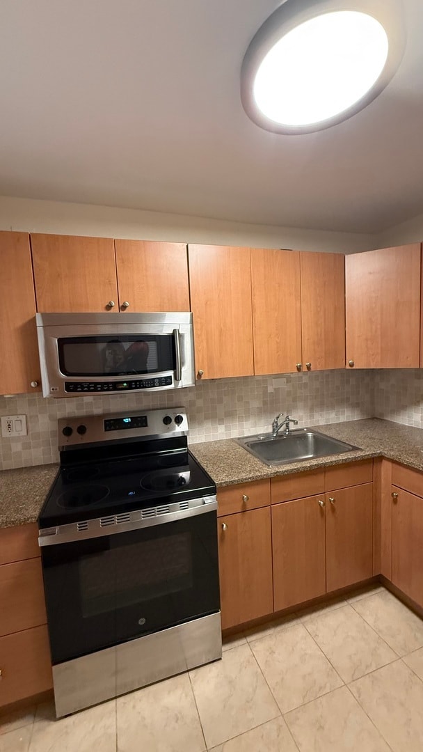 Photo - 1850 N Clark St Unit 810