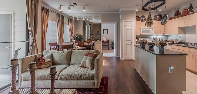 Building Photo - Grand Estates @ Kessler Park Rental