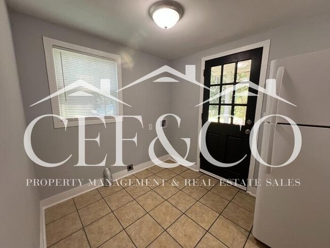 Photo - Cozy 2 bedroom 1 bathroom home now available in Moore