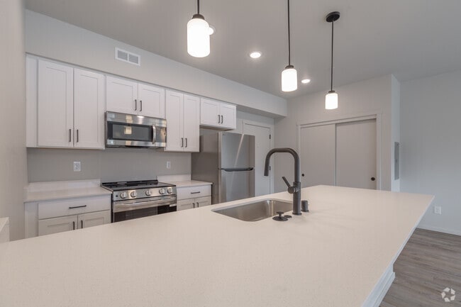 Building Photo - Sparrow Landing Rental