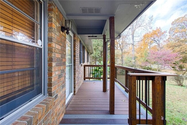 Photo - 4979 Paris Ave