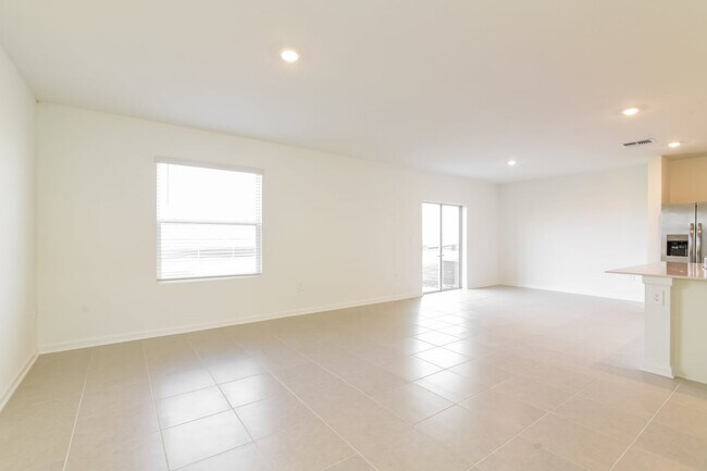 Photo - 4057 Old Ml Rd