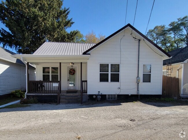 Building Photo - 442 Central St Rental