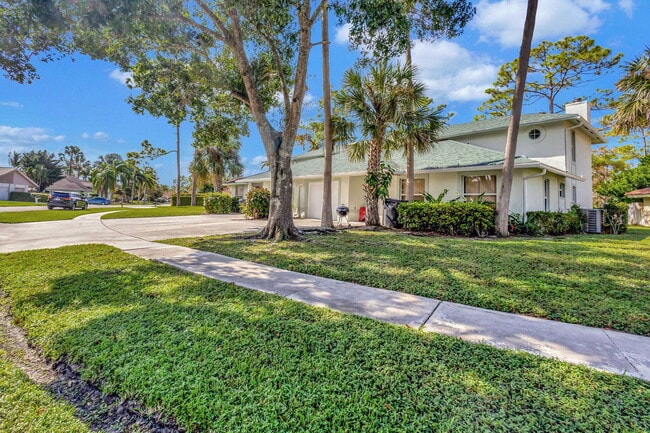 Building Photo - 1135 Staghorn St Rental