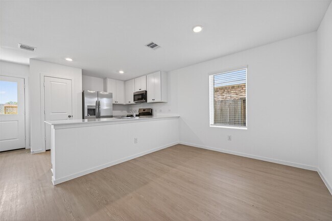 Photo - 26815 Rosy Shimmer Ln