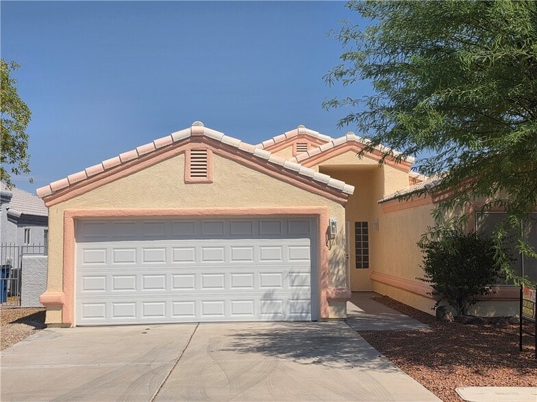 1193 Pawnee Dr