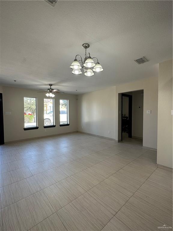 Photo - 11 Kiwi Ave W Unidad 1