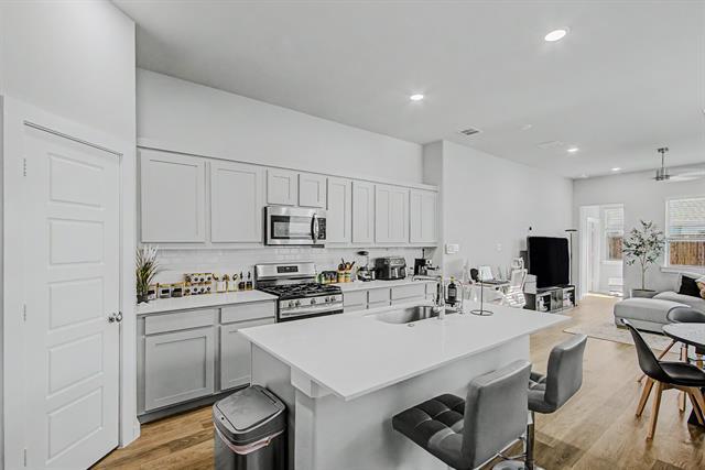 415 Travine Dr